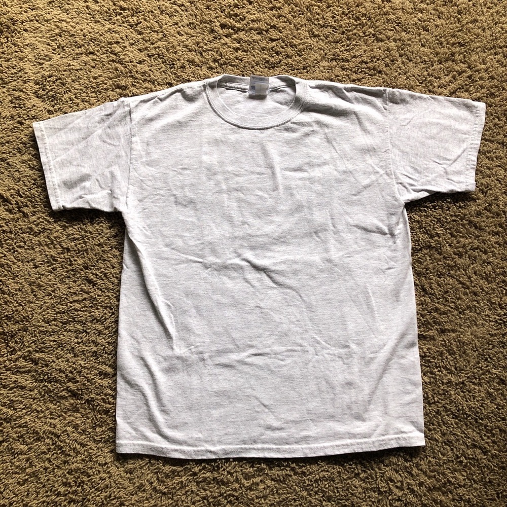 Gildan T shirt